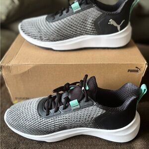 PUMA Women's Fusion Crush Sport Spikeless Golf Shoes